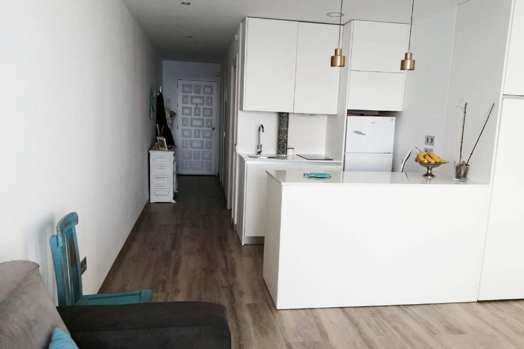Apartamento Frente Al Mar. Альмуньекар Экстерьер фото